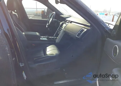 2018 Land Rover Discovery Hse from USA, damaged, VIN SALRR2RV8JA079381